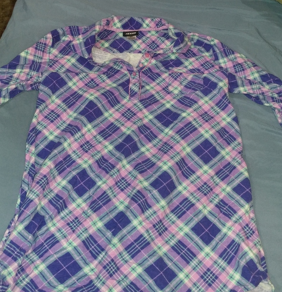 Women's long nightshirt